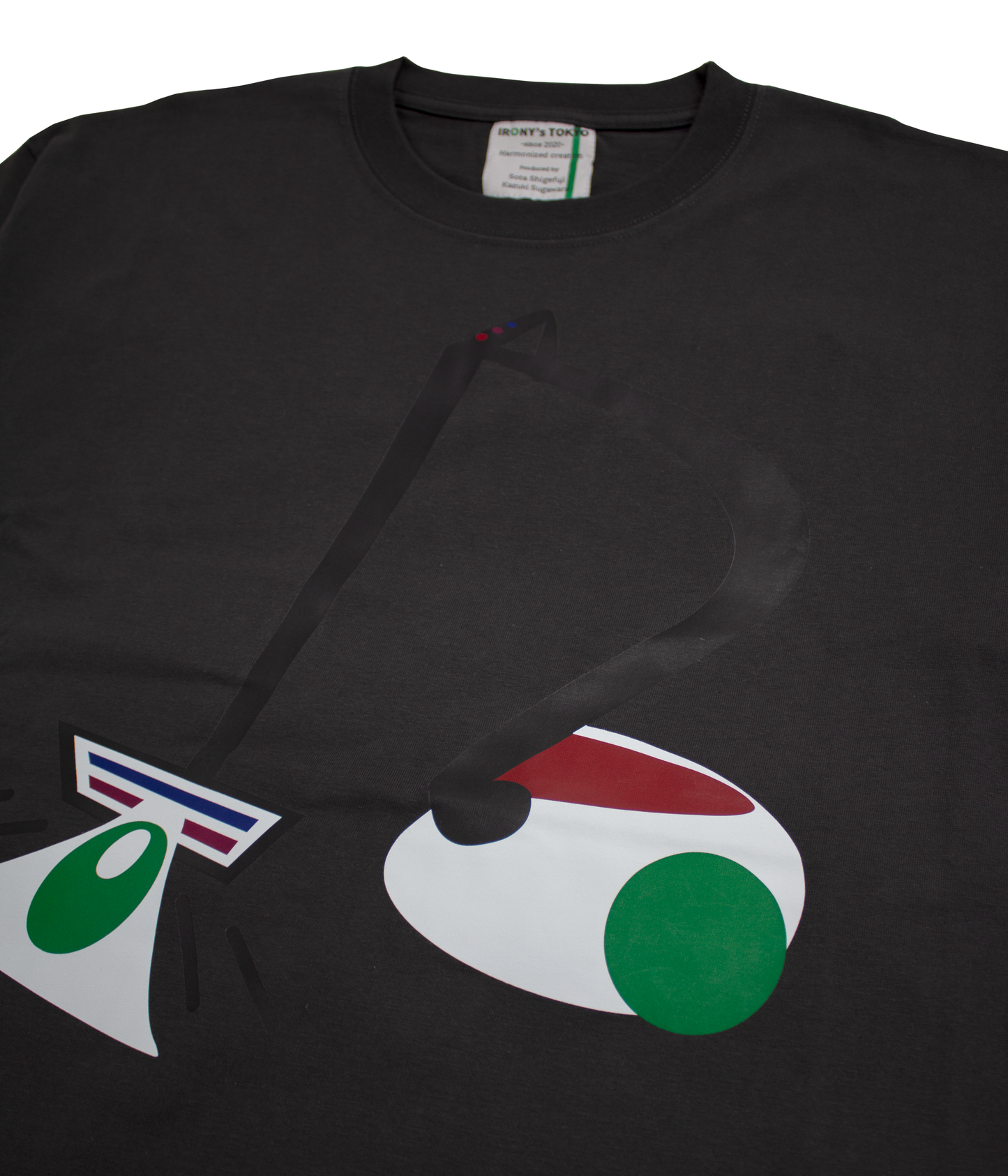 Tee 【noun afoot monolith】