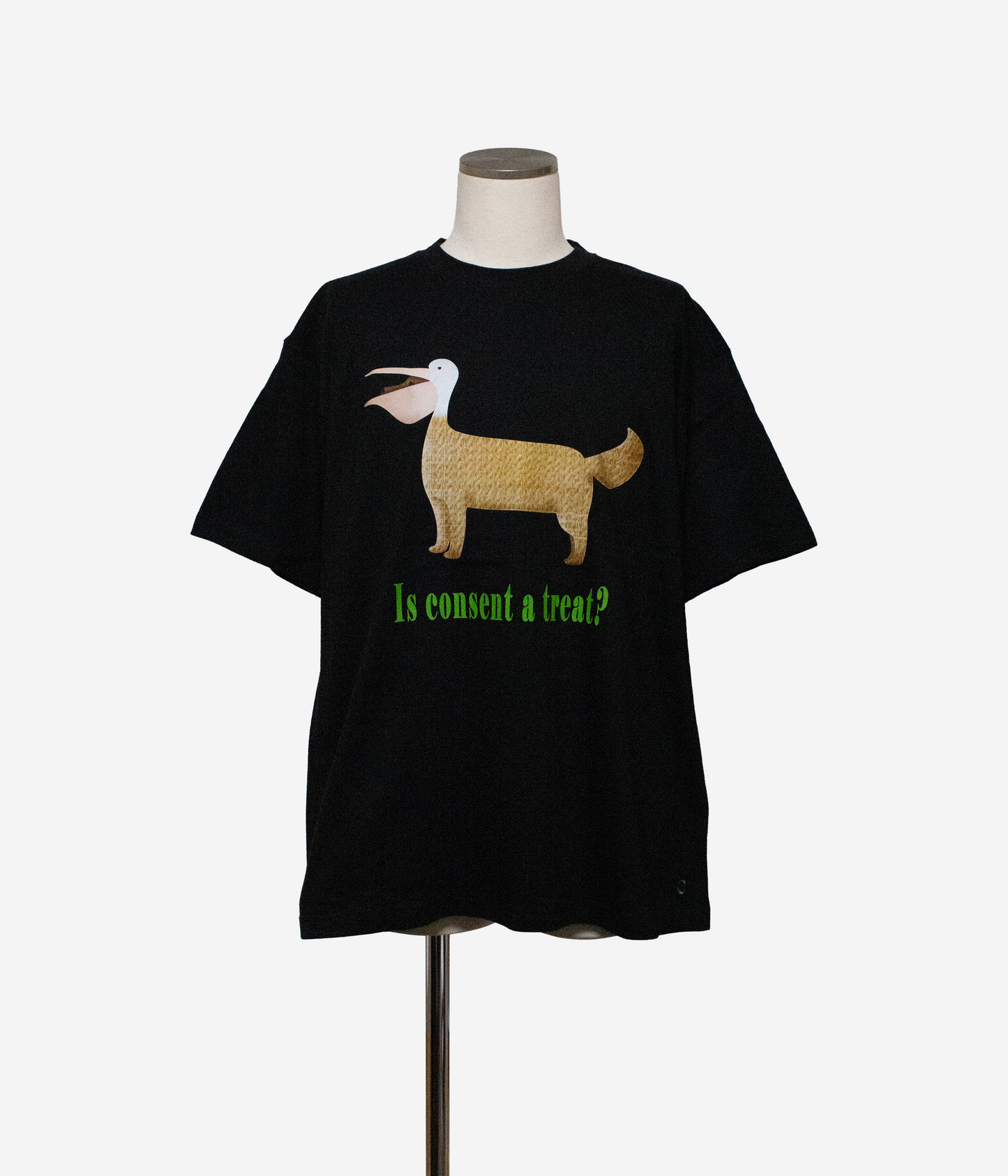 Tee 【Swallow the dog】
