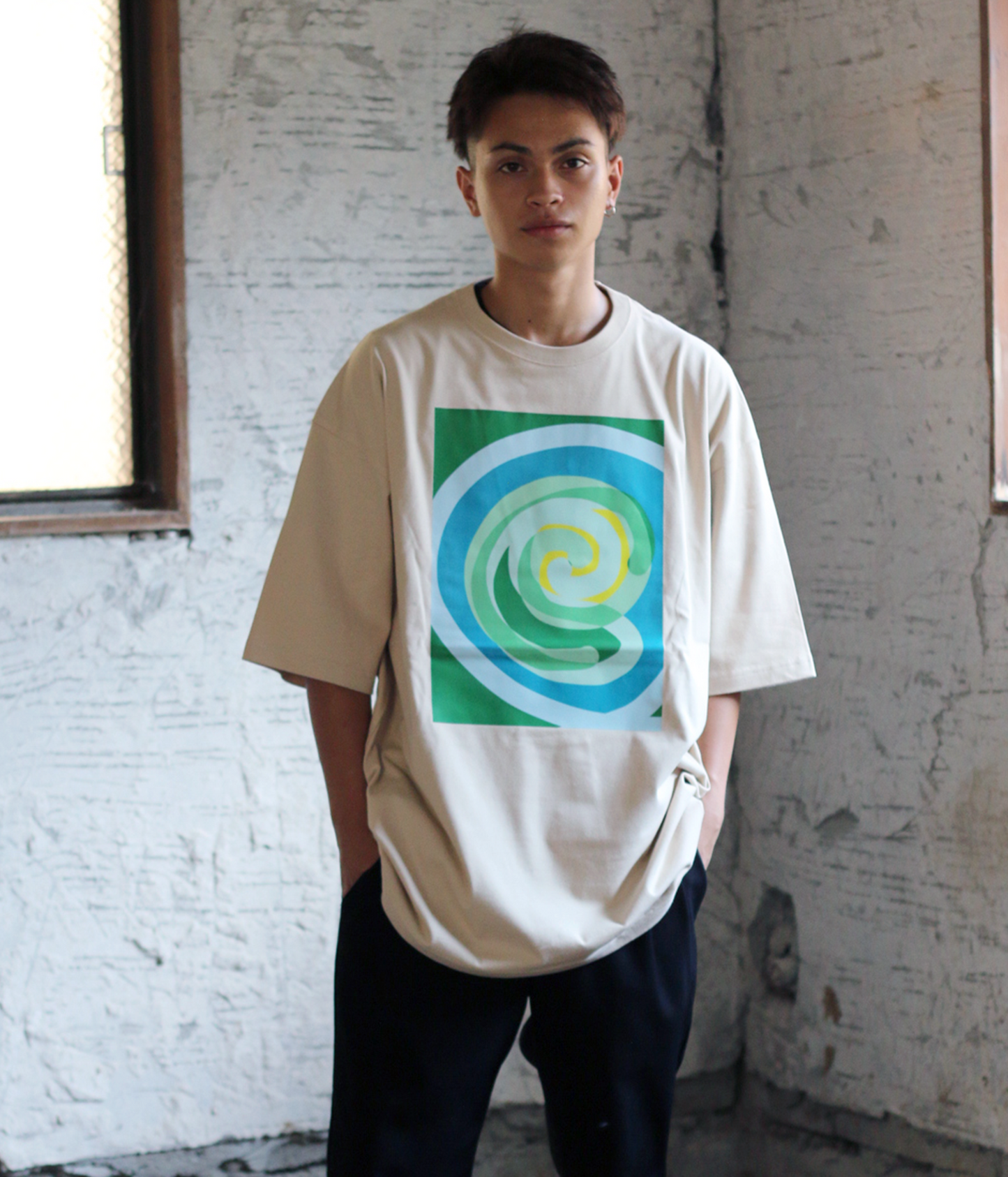 Big Tee 【entertaining around and around】 Cream Beige